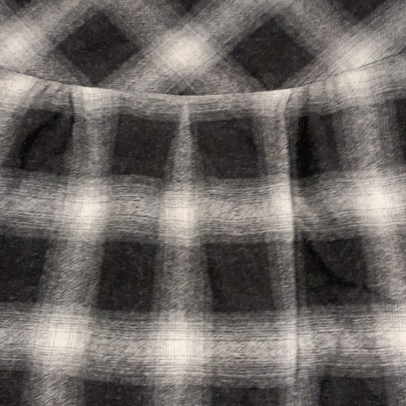 ANN Taylor aloft black and white plaid wool blend pencil skirt size 8 - Picture 2 of 8